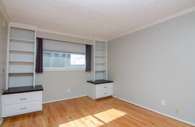 Great Sylvan Park neighborhood! Gallery 4