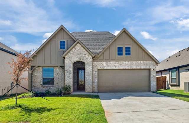 305 Michael Drive photos photos