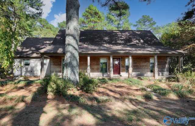 1307 Lindsay Lane - 1307 Lindsay Lane South, Athens, AL 35613