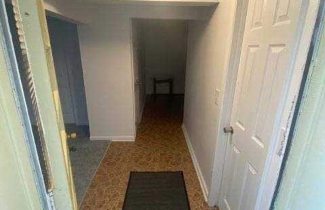 231 Washington Place Gallery 2