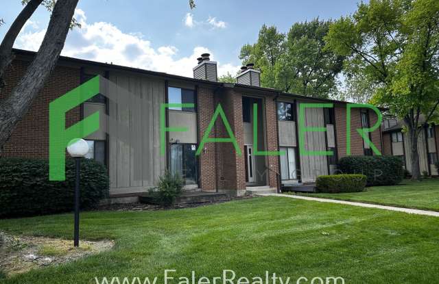 Update 2 bedroom condo - Move in ready! photos photos