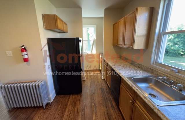 4 BEDROOM HOME FOR RENT IN SHARON HILL! photos photos