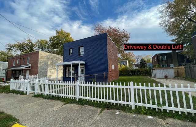 Newly Renovated 2 Bedroom/1 Bathroom Home with Driveway and Double Lot! photos photos