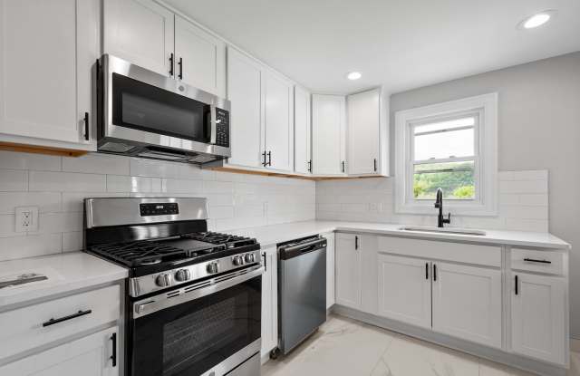 Stunning 2 bedroom home in Ambridge available now! photos photos