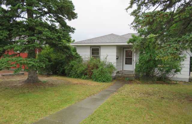 3 Bedroom / 1.5 Bathroom Home in Convenient Location - 734 Grand Avenue, Billings, MT 59101