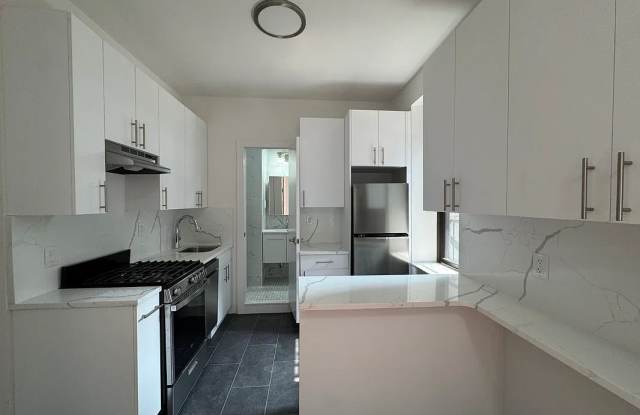 206 Thompson St Apt 1 photos photos