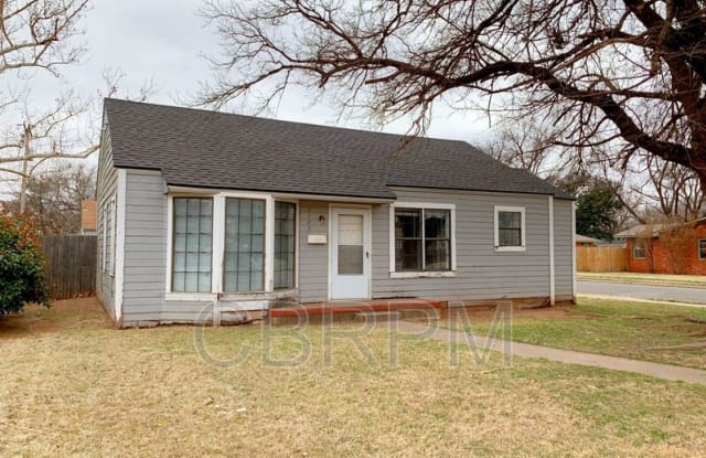 2123 30th Street photos photos