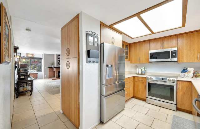 8868 Regents Rd Unit 105 photos photos