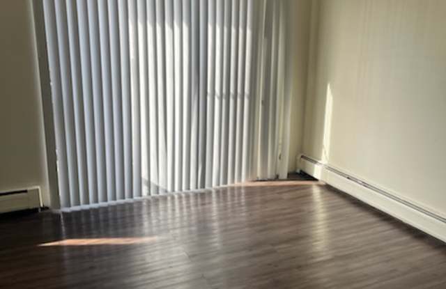 2642 Harrison Ave - 2642 Harrison Avenue, Cincinnati, OH 45211