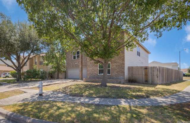 9703 Autumn Hollow - 9703 Autumn Hollow, Converse, TX 78109