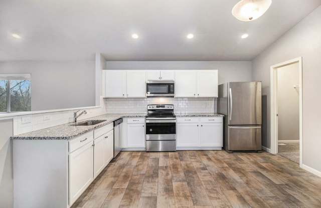 Move-In Special: Get October FREE!  Move in by September 30th to receive FREE rent for October. Take advantage of this limited-time offer! Gallery 3