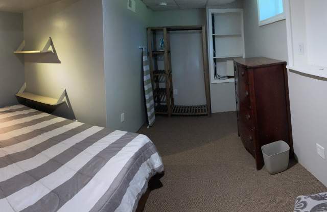 813 Quinnipiac Avenue photos photos