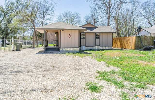 3 E Avenue N photos photos