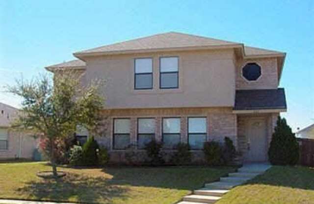 904 Valleybrook Drive - 904 Valleybrook Drive, Lewisville, TX 75067
