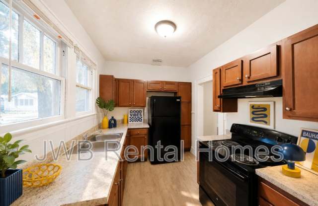 6601 Sunset Dr Gallery 3