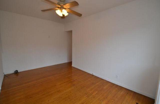 3028 Halsted Gallery 2