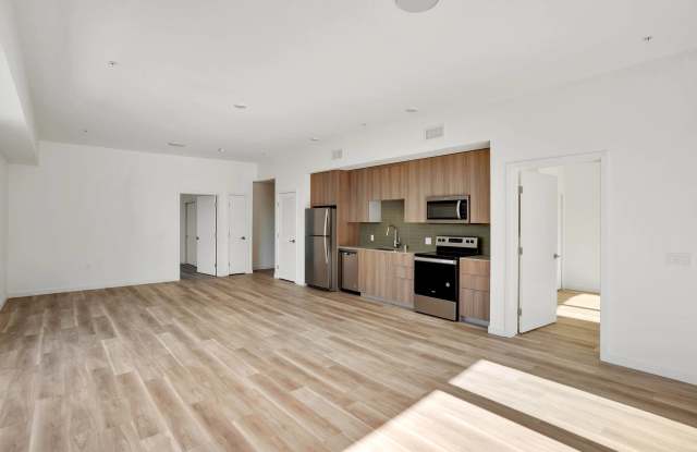 2221 Western Gallery 2
