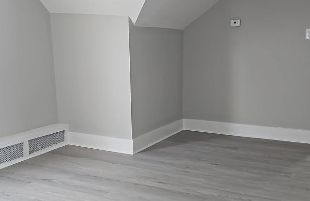 18 Eagle Ave photos photos