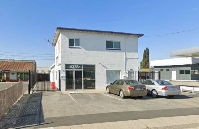 JB - 01882 - 8375 Monterey photos photos