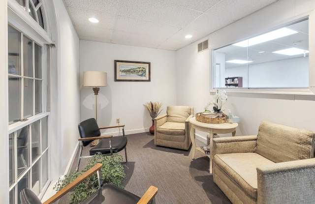 593 BETHLEHEM Pike Gallery 3