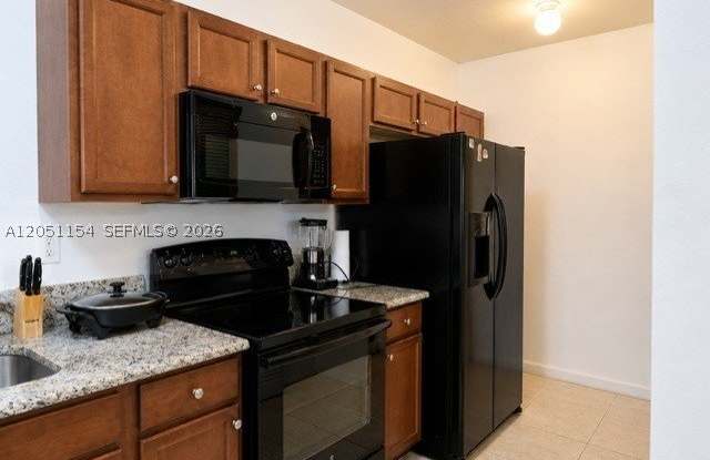 17097 SW 93rd St photos photos