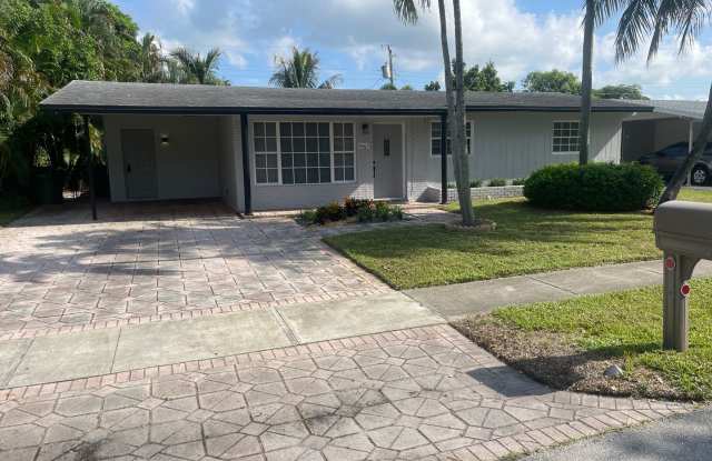 Charming 3/2 Single Family House in Margate - 5567 Southwest 7th Street, Margate, FL 33068