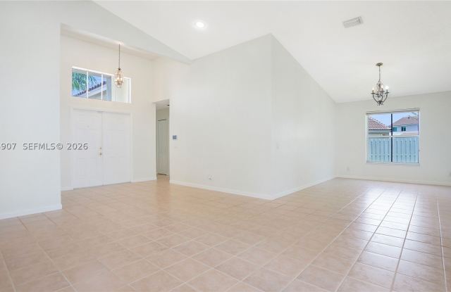 1064 Cedar Falls Dr Gallery 4