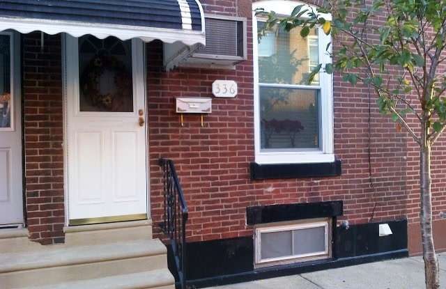 3rd & Wolf Vicinity- South Philadelphia Pennsport section photos photos