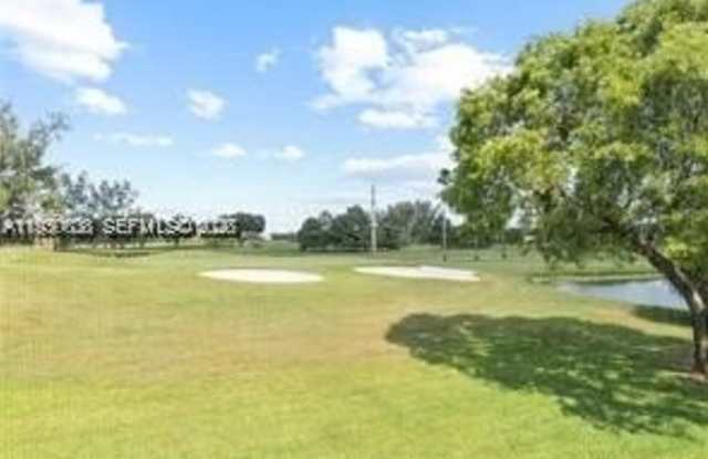 9220 S Hollybrook Lake Dr Gallery 2
