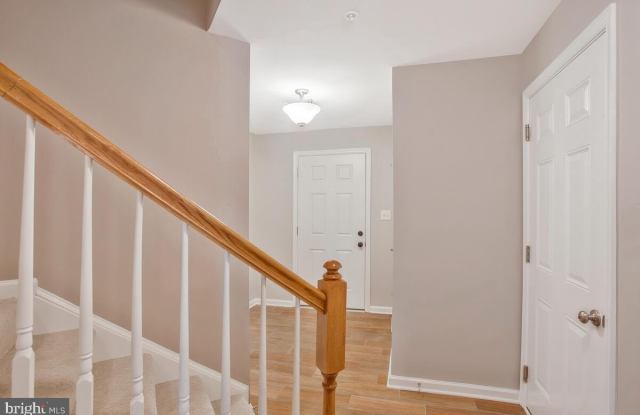 9612 HAMMONDS OVERLOOK Court Gallery 4
