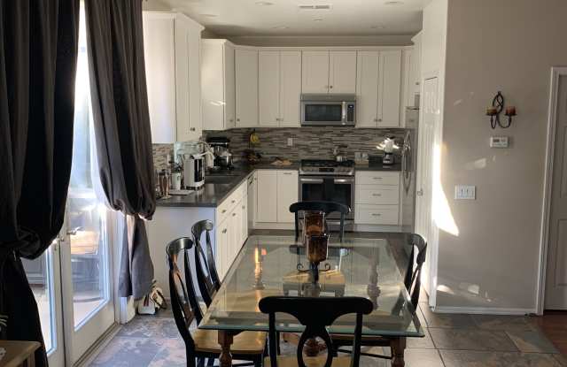 655 Halifax Lane Gallery 3