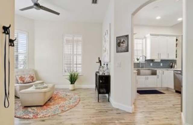 43 PINNACLE Cove Gallery 3