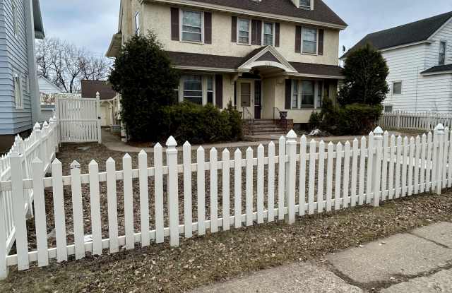 2110 5th Avenue East - D photos photos