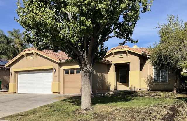 7545 N 31st Ave - 7545 North 31st Avenue, Phoenix, AZ 85051