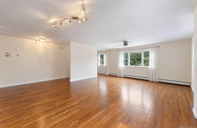235 Bronx River Road Gallery 4