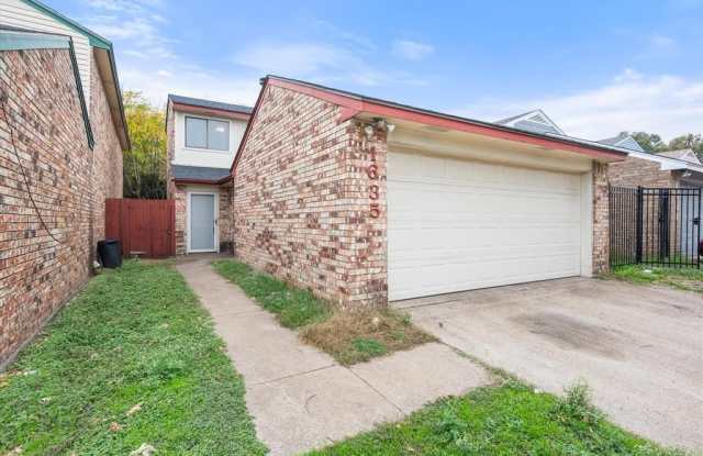 1635 Sunset Village Drive - 1635 Sunset Village Drive, Duncanville, TX 75137