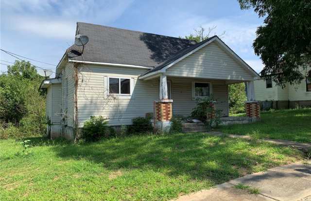 113 W. North photos photos