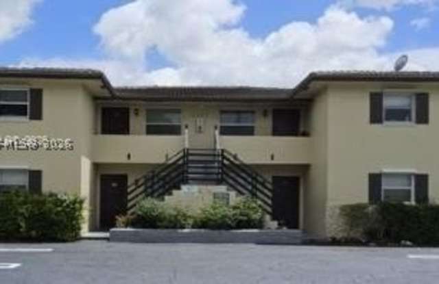 4117 Woodside Dr Gallery 1