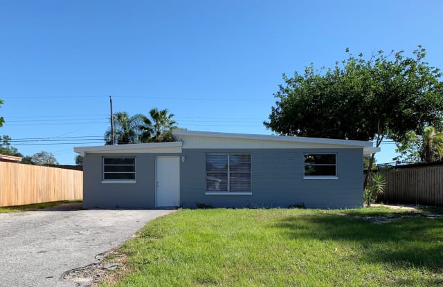 9465 83rd St N - 9465 83rd Street, Bardmoor, FL 33777