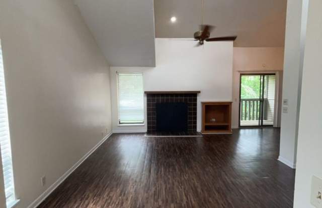409 Oriole Dr Unit G3 Gallery 1