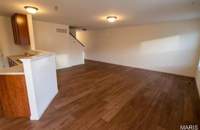 529 Summer Glen Lane photos photos