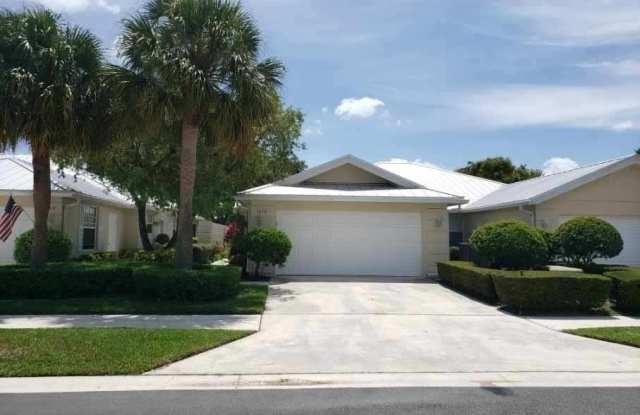 1652 SW Waterfall Boulevard photos photos