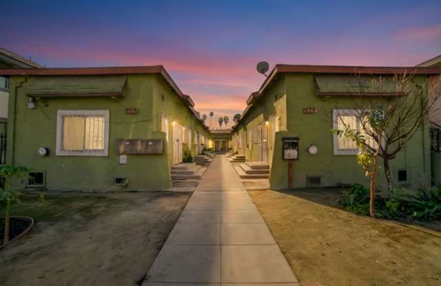 606 - 608 W 81st St photos photos