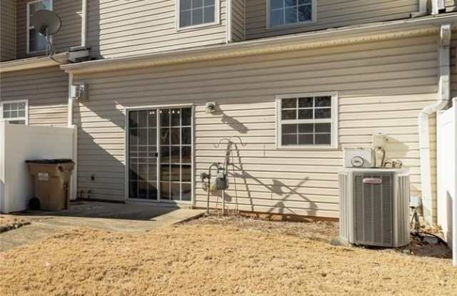 520 Dragonfly Court Gallery 3