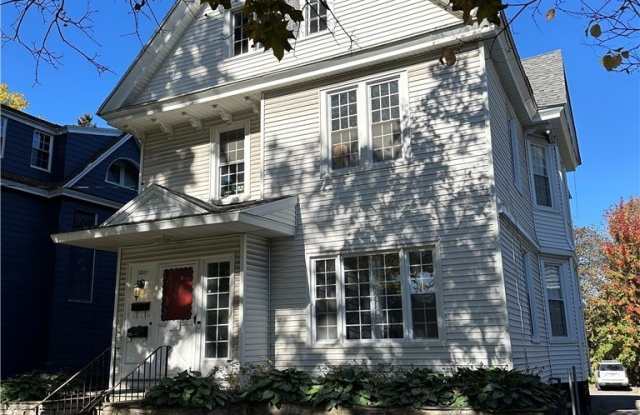 1801 James Street Gallery 3