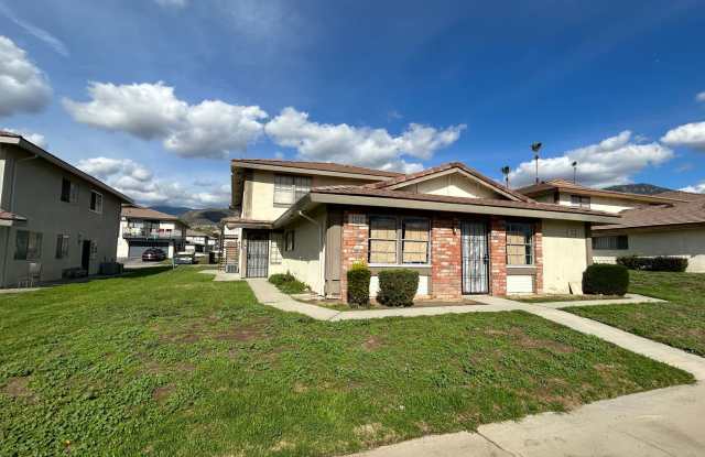 2 Bedroom Townhome in Highland California photos photos