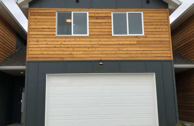 Modern Townhome with Heated Garage photos photos Modern Townhome with Heated Garage photos photos