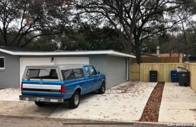 2002 FLAMINGO DR Gallery 4