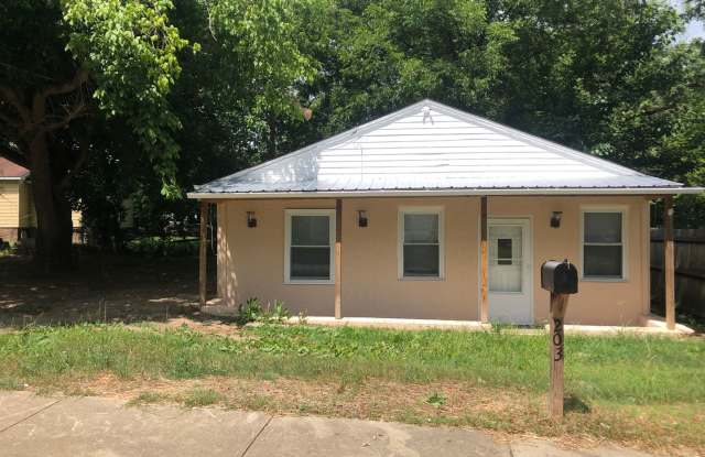 AVAILABLE TO SHOW! photos photos