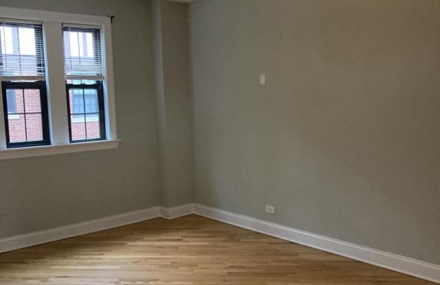 894 GREEN BAY RD. photos photos